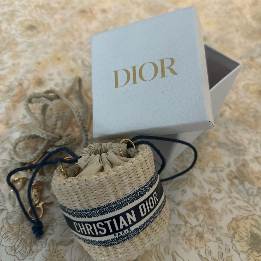 Dior Beauty VIP Novelty Straw Crossbody Pouch with Box